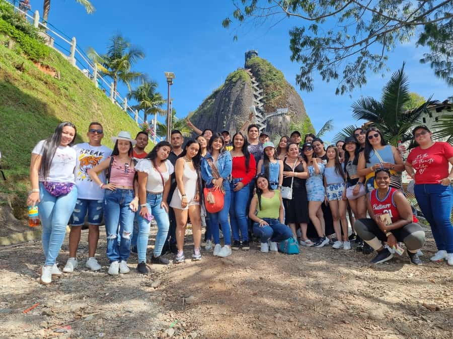 Tour Guatapé - Piedra del Peñol with departure from Medellín - Key points to know before you go