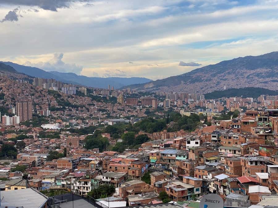 Tour Medellín: Pablo Escobar and Commune 13 - Should You Book It? My Practical Take