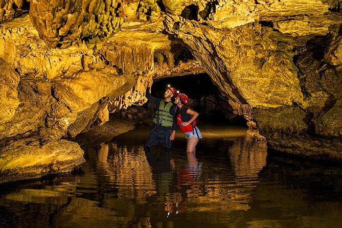 Tour to Río Claro and La Caverna del Cóndor - How this Medellín adventure day flows